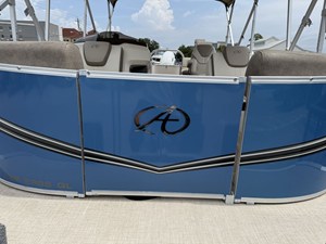 2023 Avalon 2385 LSZ QL 18
