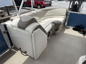 2023 Avalon 2385 LSZ QL 31