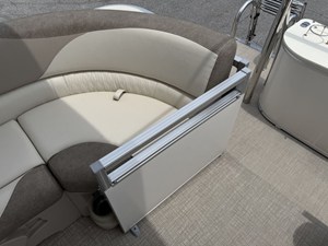 2023 Avalon 2385 LSZ QL 40