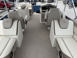 2023 Avalon 2385 LSZ QL 44