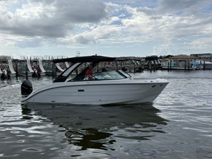 2026 Sea Ray SDX 250 Outboard 12
