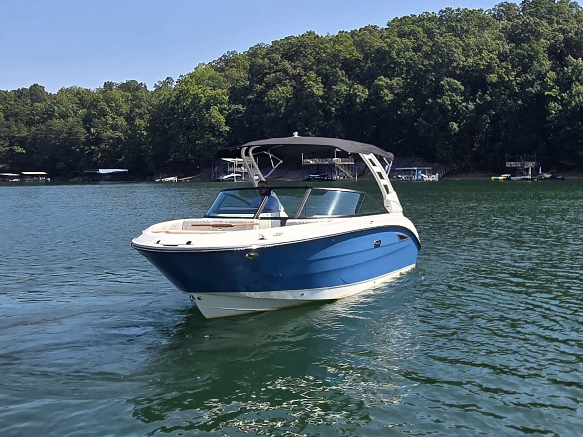 2026 Sea Ray SDX 250 2