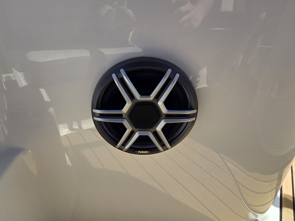 2026 Sea Ray SDX 250 22