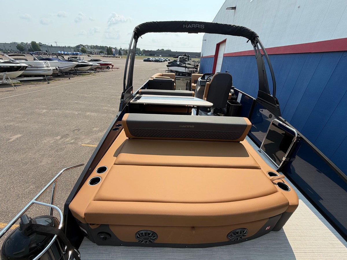 2027 Harris Sunliner 230 8