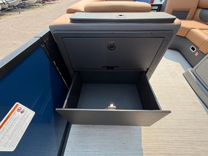 2027 Harris Sunliner 230 30