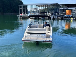 2026 Sea Ray SPX 210 8