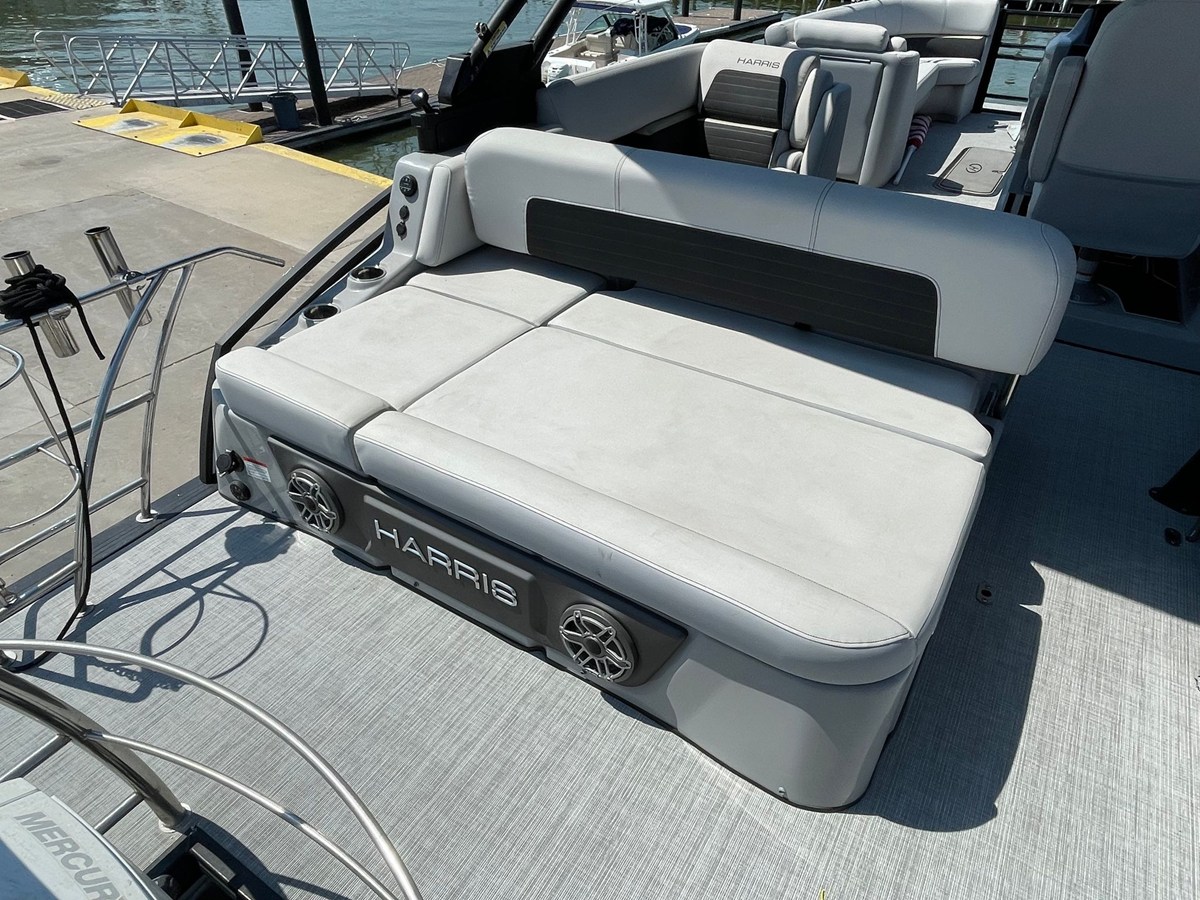 2023 Harris 250 SOLSTICE 6