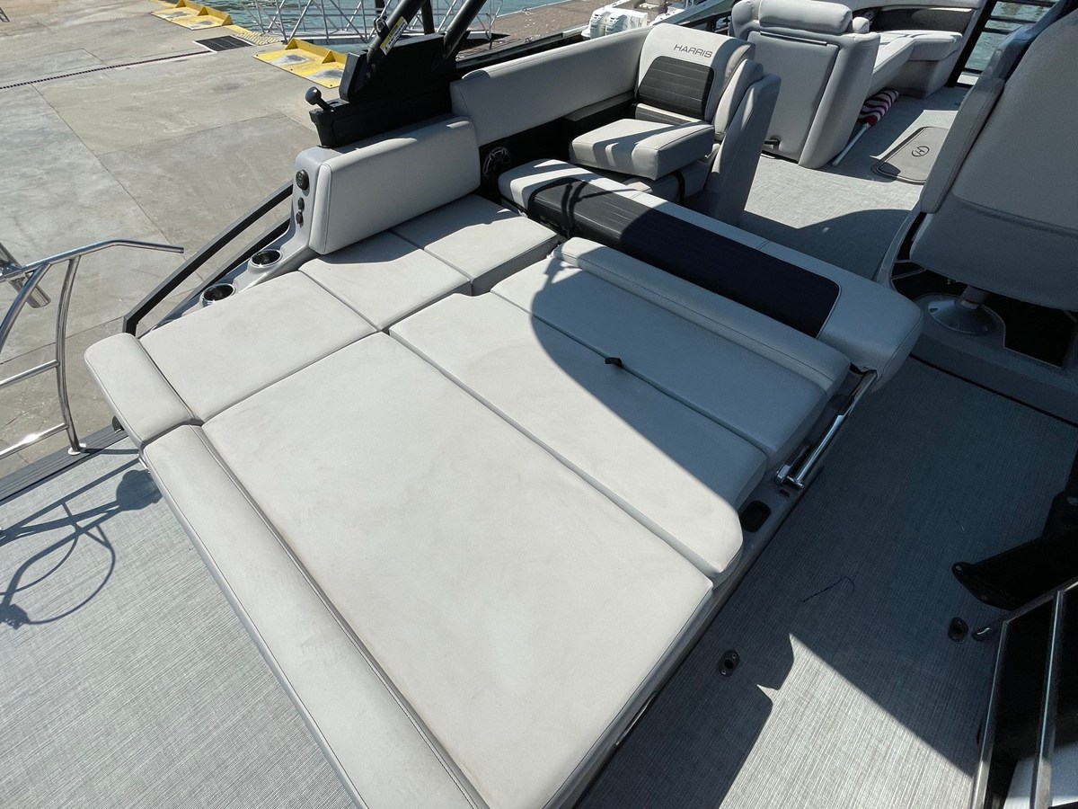 2023 Harris 250 SOLSTICE 7