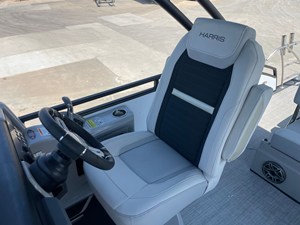 2023 Harris 250 SOLSTICE 14