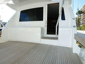 Salt Shaker 14 Cockpit