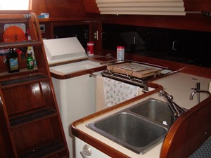 TRINITY 2 Galley