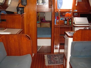 TRINITY 3 Main Salon Aft