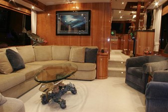 TIGER SHARK 2 Salon Forward