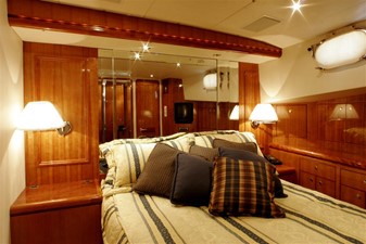 TIGER SHARK 9 VIP Suite