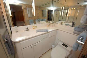 CONTRARIAN 16 105 Broward VIP Bath