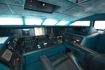 CONTRARIAN 25 105 Broward Helm
