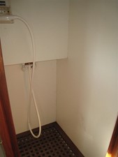 AFT MASTER STALL SHOWER
