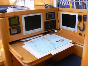 MOONRAKER 12 