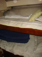 Marinalife 29 38' Ocean guest stateroom