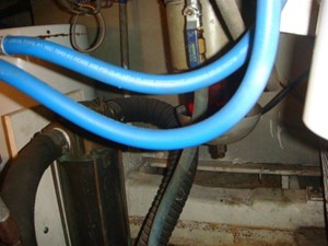 Marinalife 34 38' Ocean engine room starboard forward