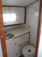 ADAGIO 10 Wasque 32 Downeast Hardtop: Head